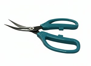 Nożyczki do naszywek z  zakrzywionymi krawędziami